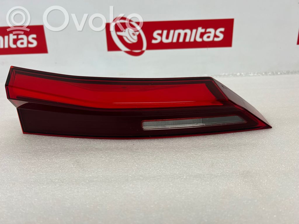 BMW X1 U11 Lampy tylnej klapy bagażnika 