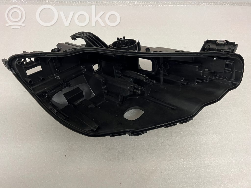 BMW 8 G15 Scheinwerfer 