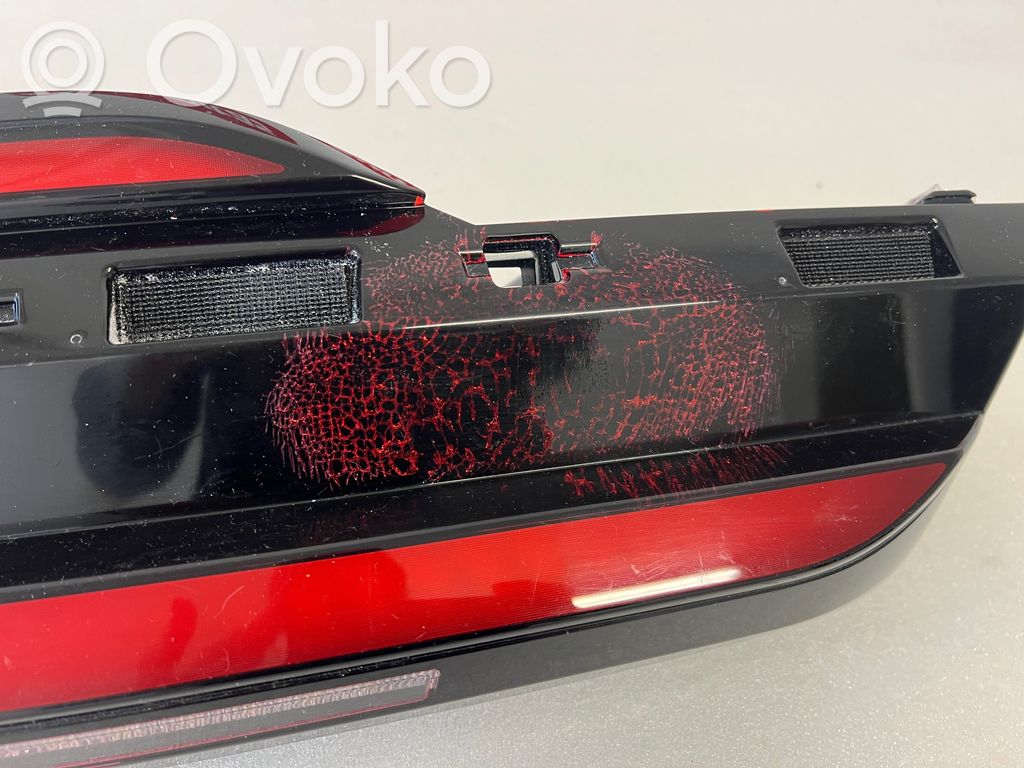 BMW X7 G07 Lampy tylnej klapy bagażnika 