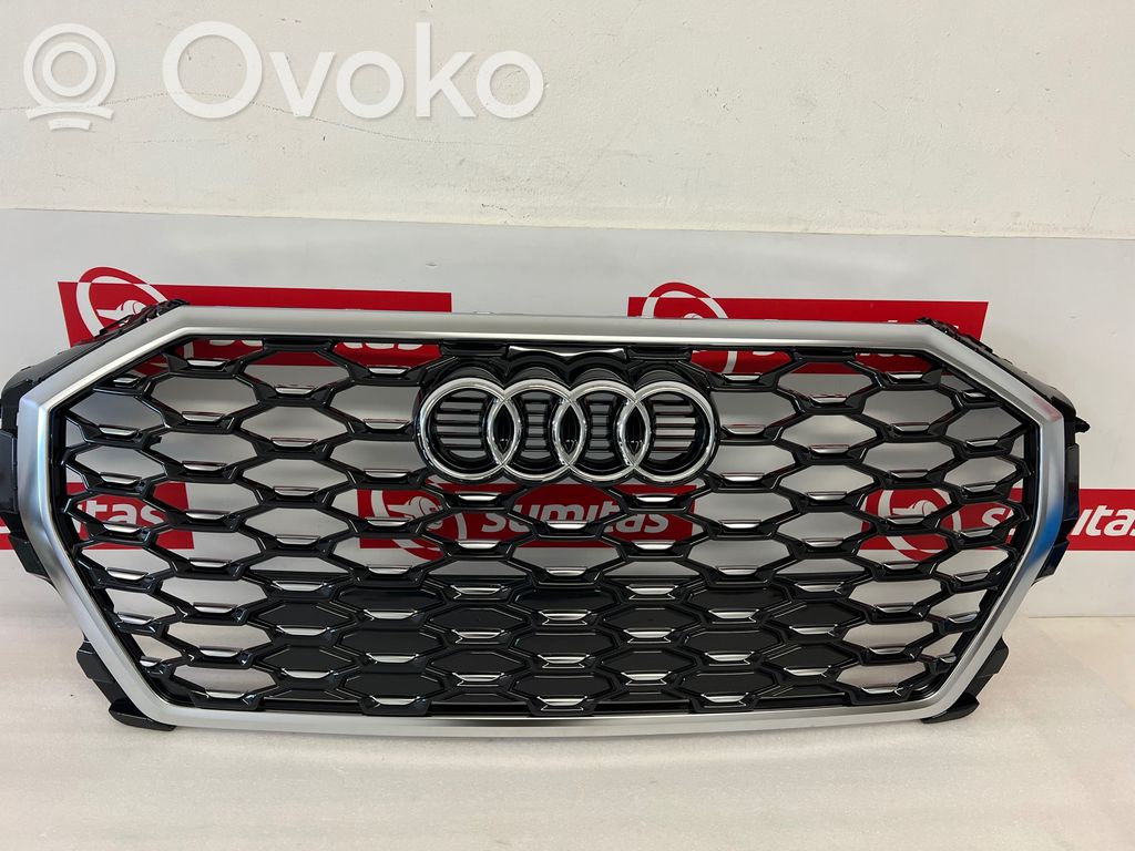 Audi Q3 F3 Griglia superiore del radiatore paraurti anteriore 