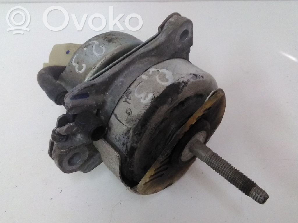 Ford Mustang VI Engine mount bracket 