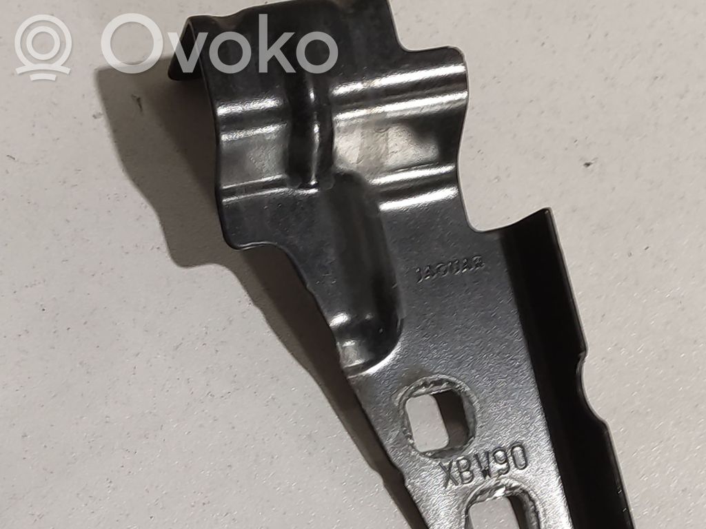 Otros repuestos de carrocería   XBW90