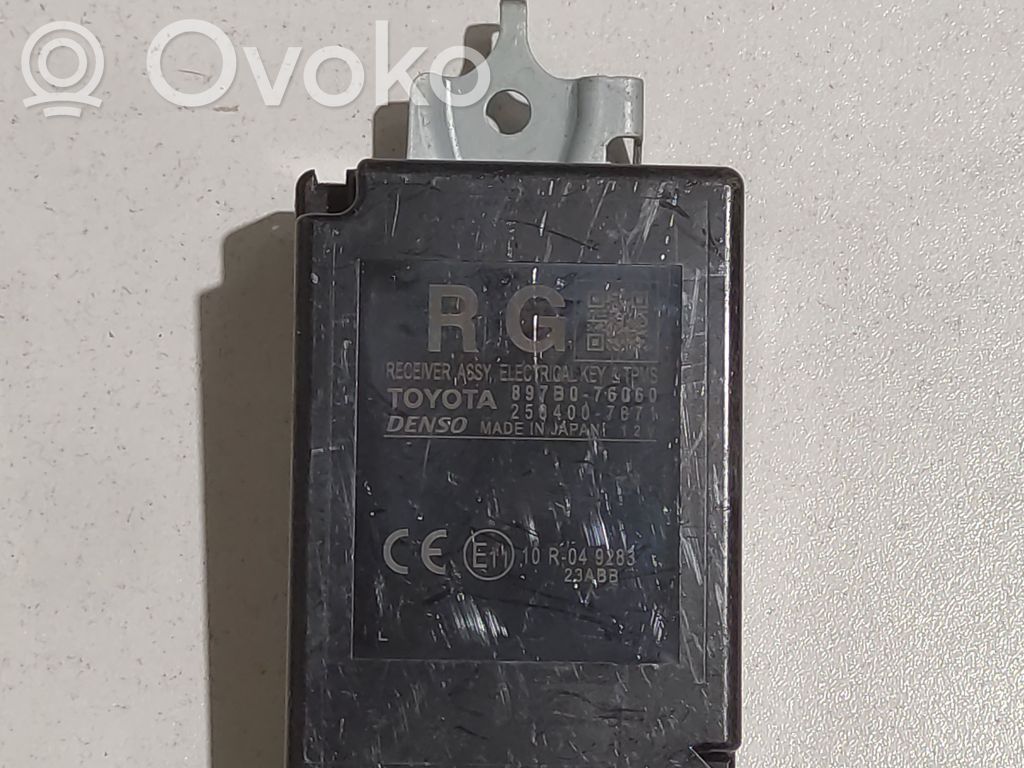 Lexus UX Tire pressure control unit 