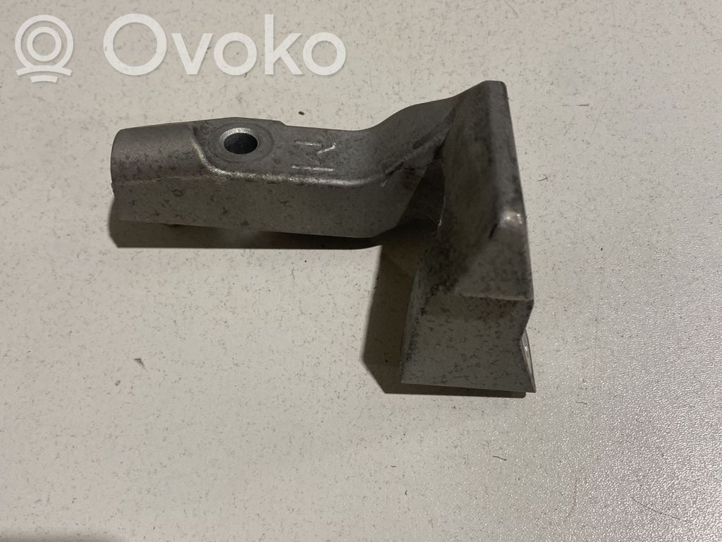Engine mounting bracket   21874ADC12