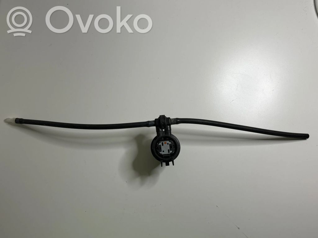 Lexus NX Pompa spryskiwacza lampy przedniej 