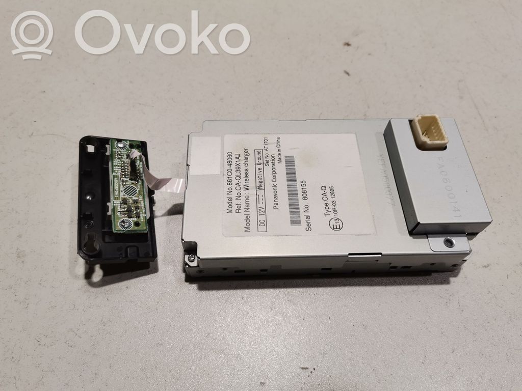 Lexus RX 450H Wireless charging module 