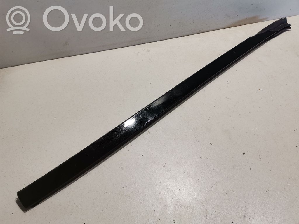 BMW X5 G05 Windshield trim 