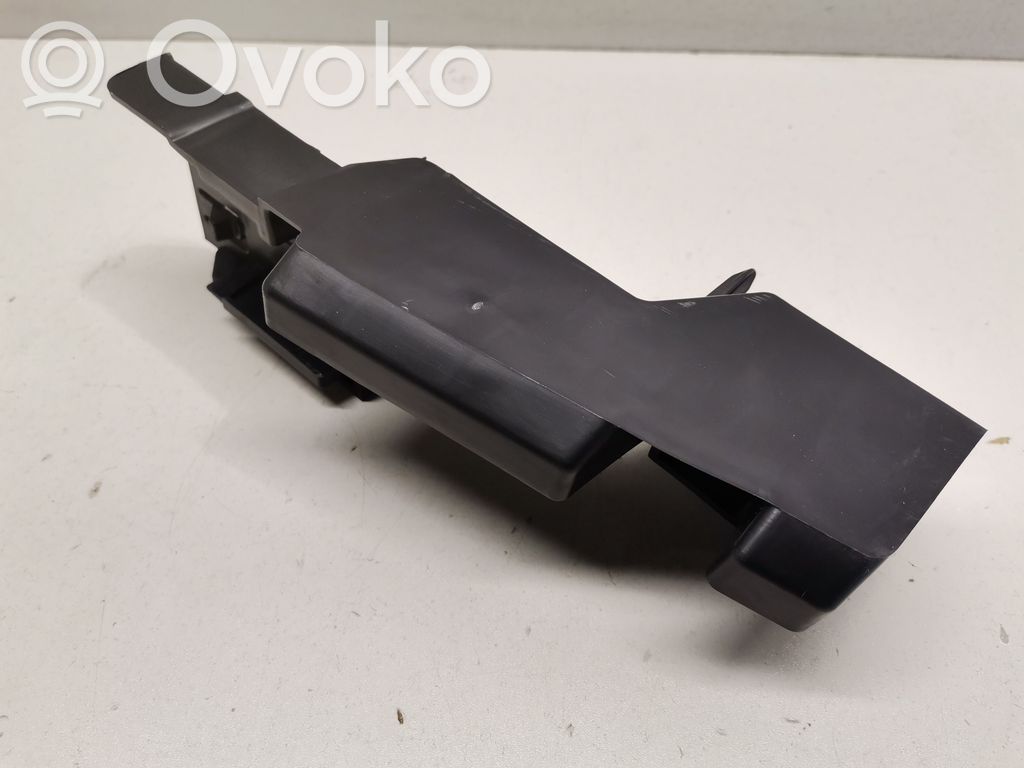 Front bumper mounting bracket   171175500D