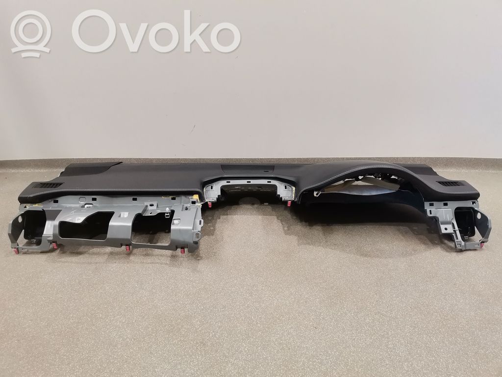 Lexus NX Dashboard 