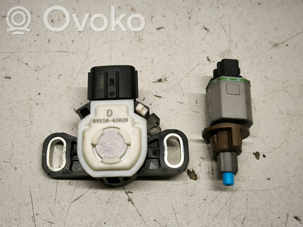 Lexus RX V Sensor Bremspedal 