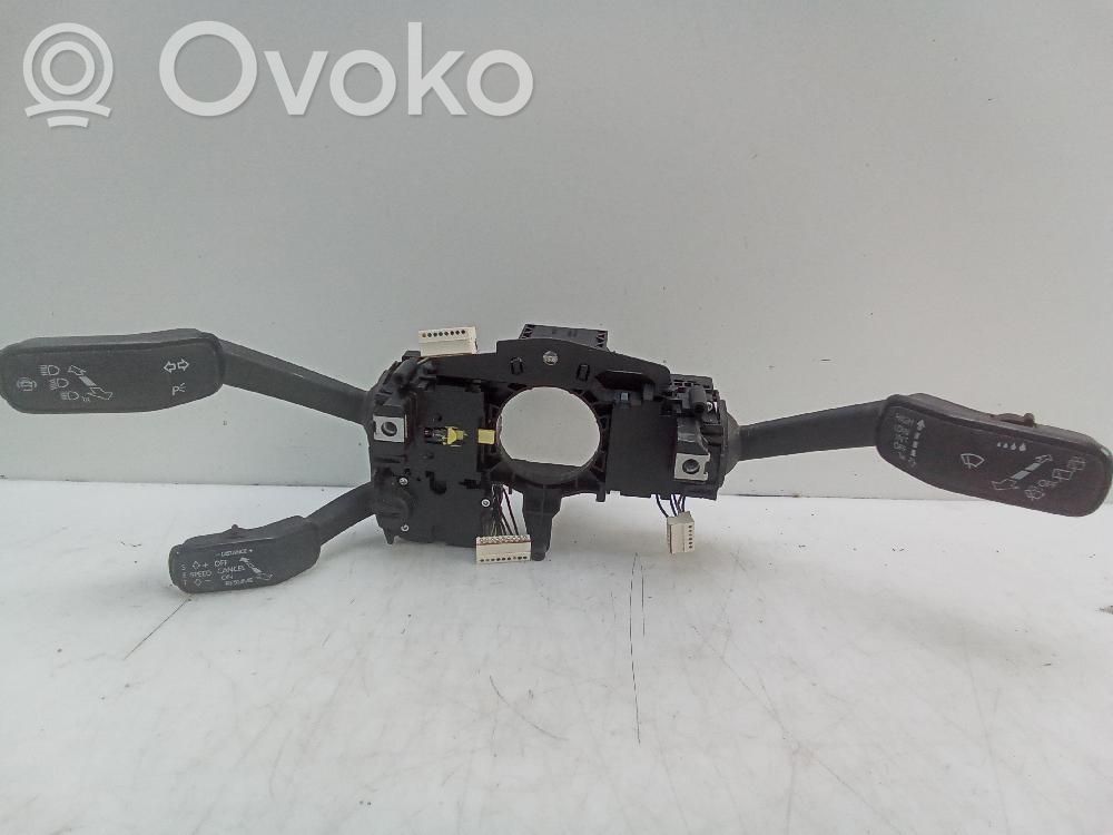 Seat Leon (5F) Interruptor de luz 