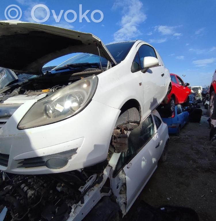 Opel Corsa D Etuapurunko 