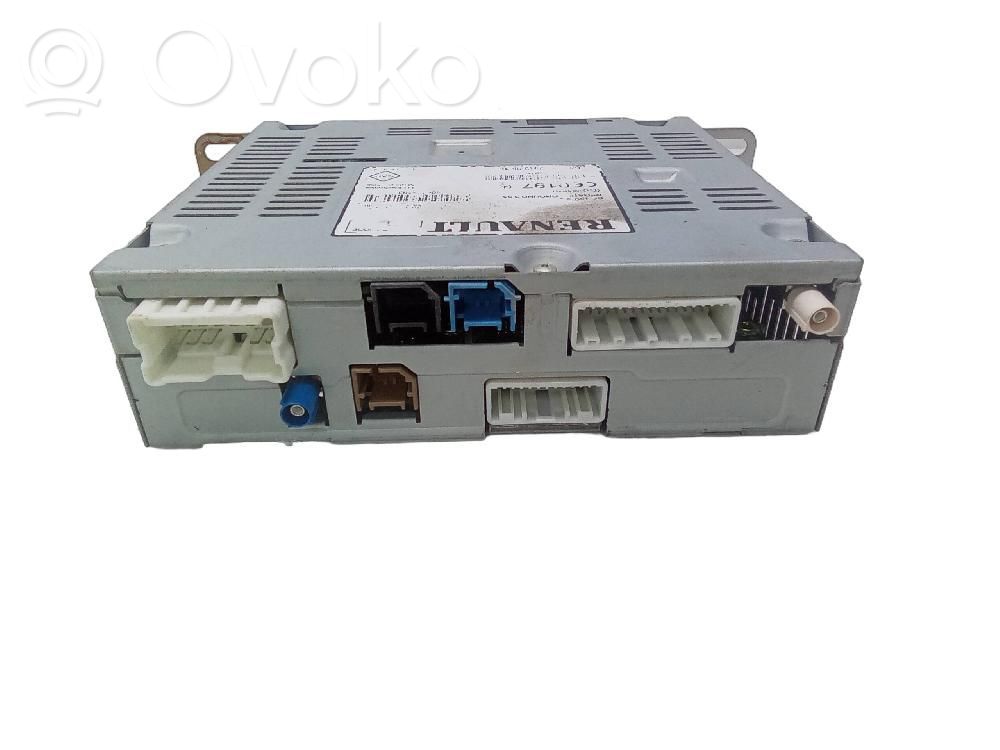 Radio / CD-Player / DVD-Player / Navigation   SINREF