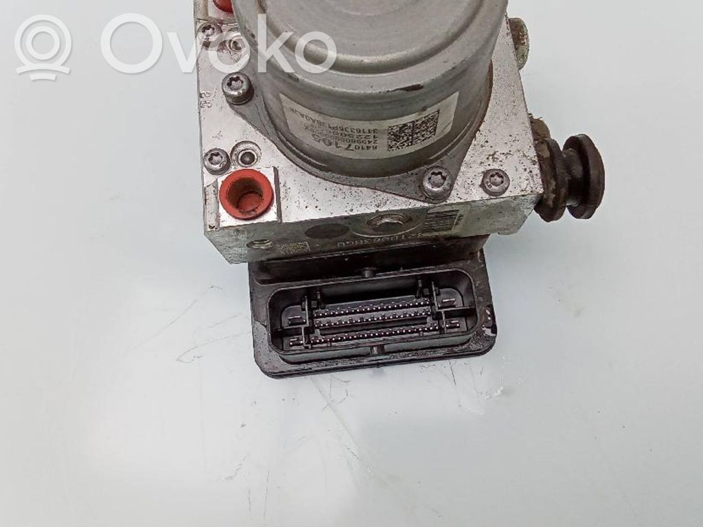 Bomba de ABS   84107105