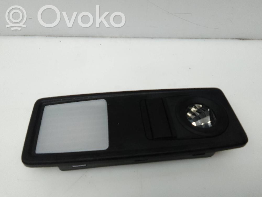 BMW X1 E84 Luz del asiento delantero 