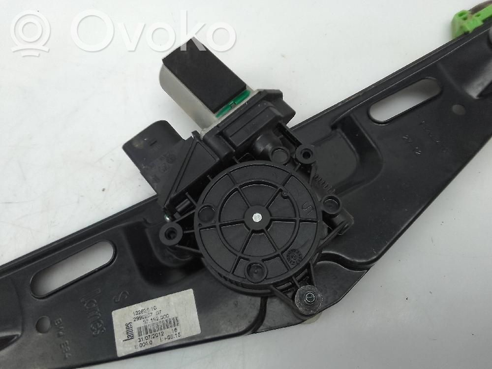 Regulador manual de la ventanilla trasera   299029707
