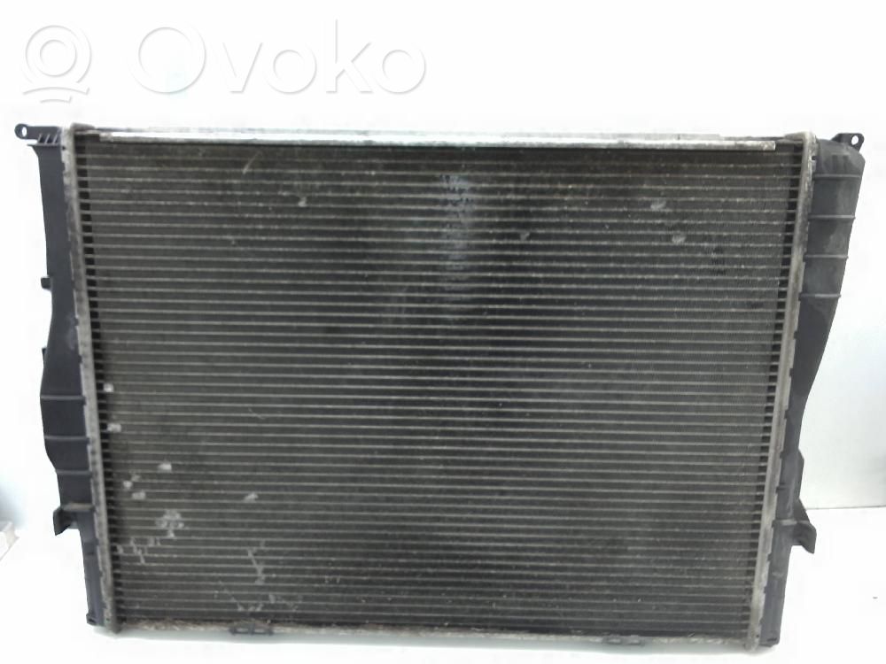 BMW 3 E90 E91 Coolant radiator 