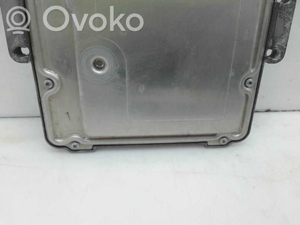 Ford Transit Variklio valdymo blokas 