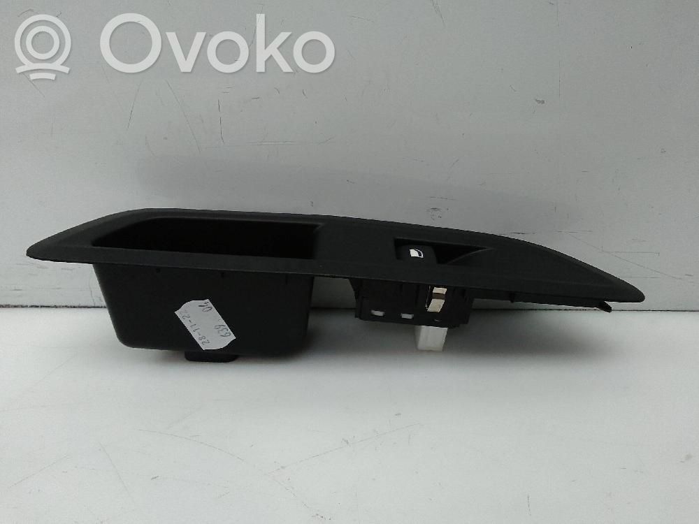 Electric window control switch   98044803ZD