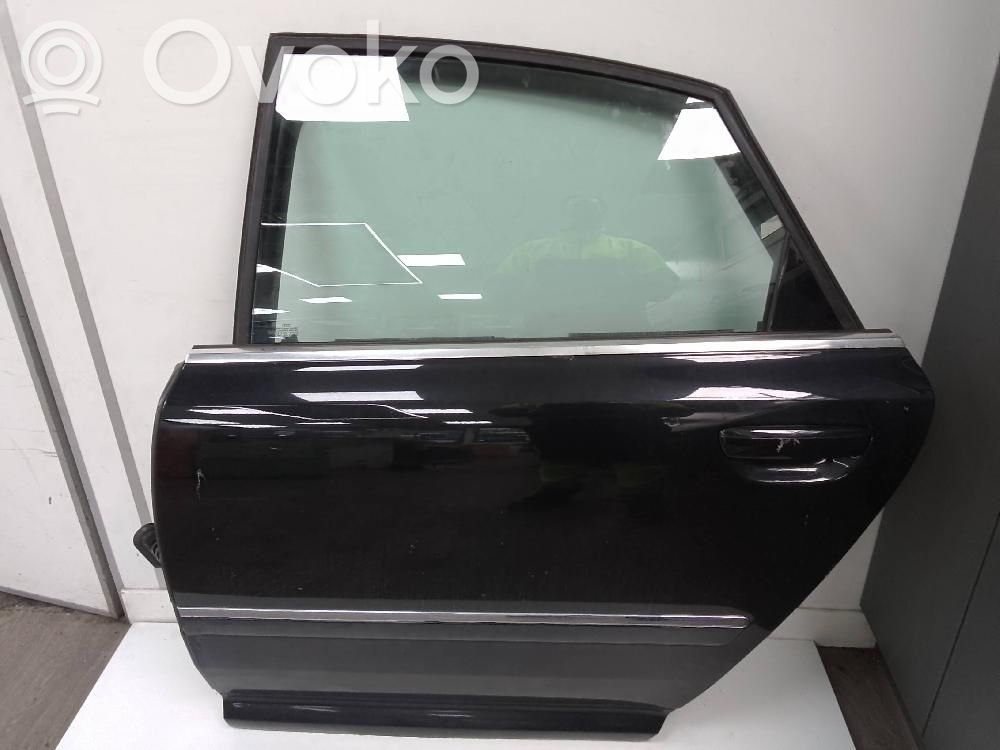 Puerta trasera   4E0833553