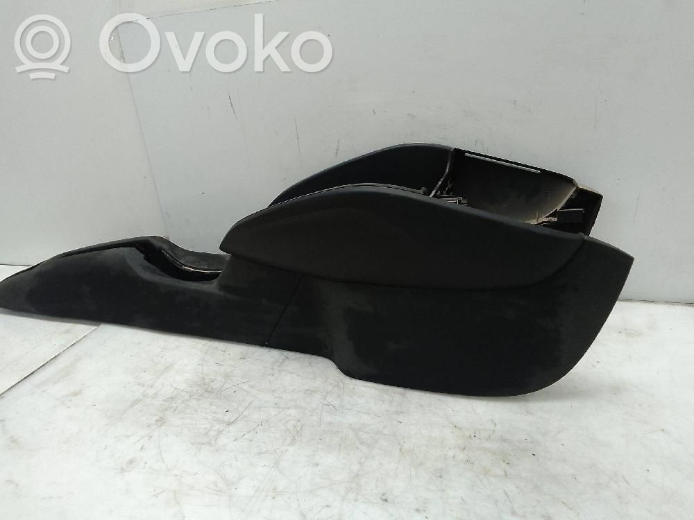 Audi A1 Center console 