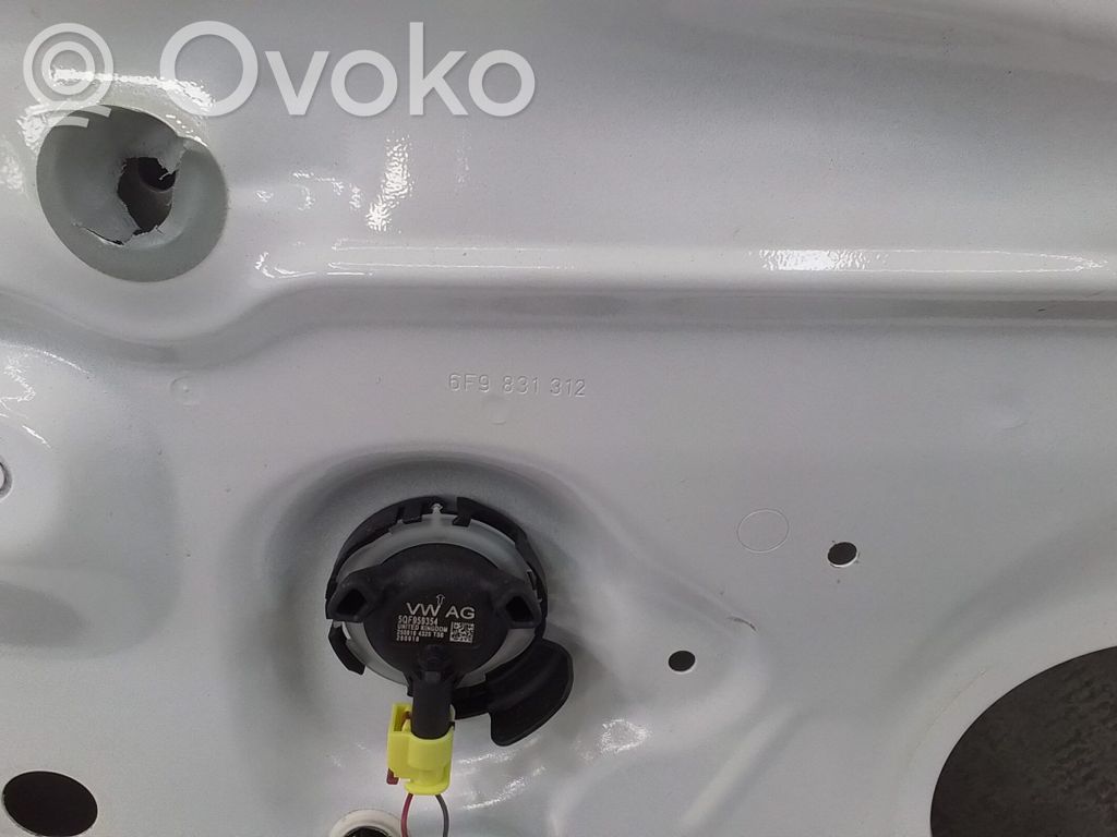 Etuovi   6F9831312