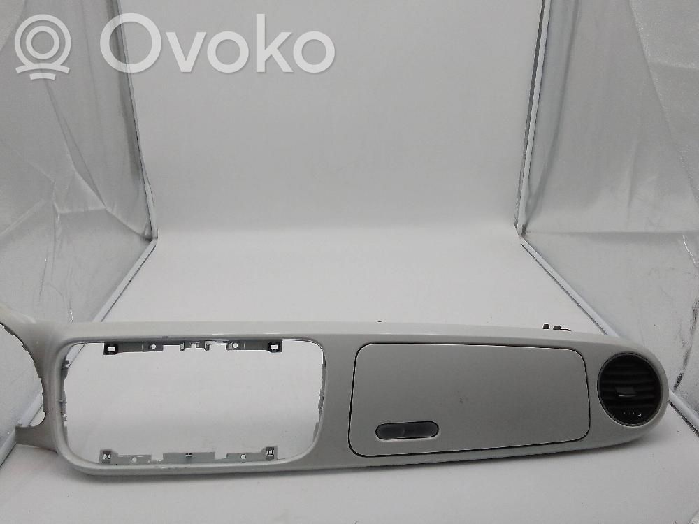 Volkswagen Beetle A5 Glove box 