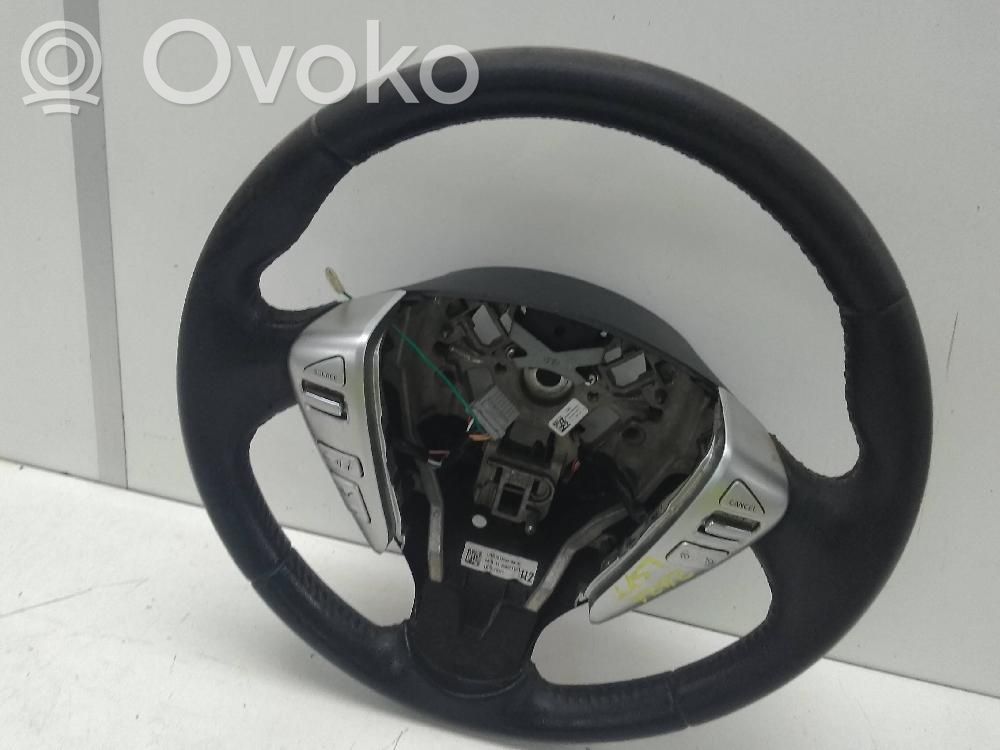Nissan Note (E12) Stūre 