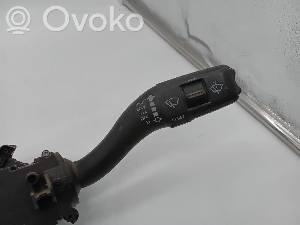 Audi A6 Allroad C6 Leva/interruttore dell’indicatore di direzione e tergicristallo 