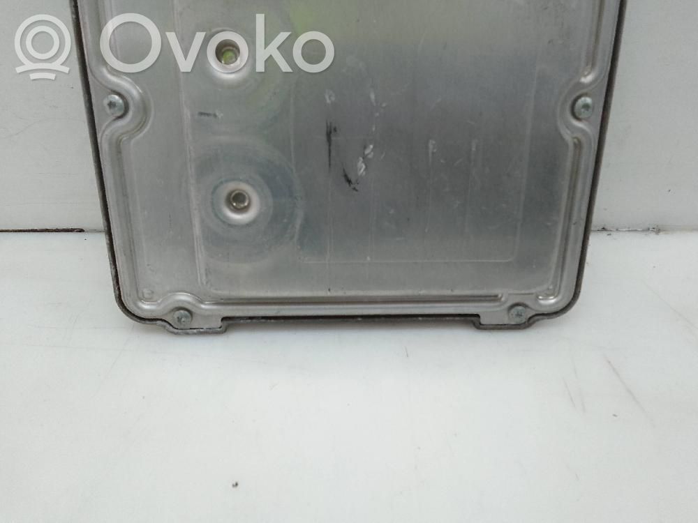 Unidad de control/módulo del motor   03G906016