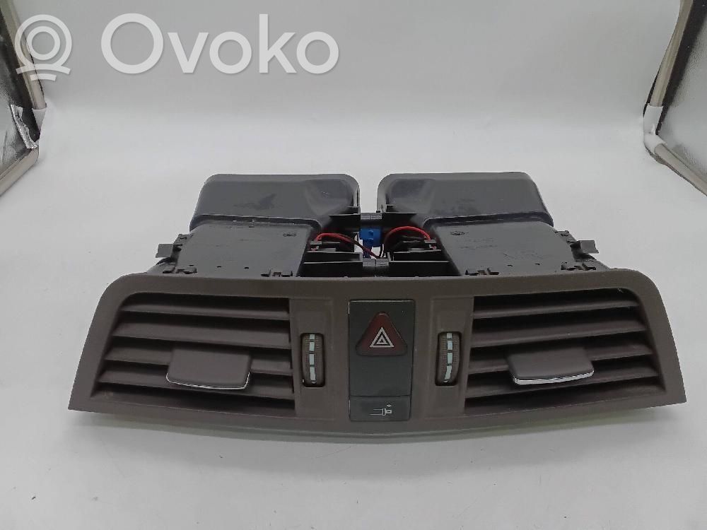 Mercedes-Benz E A207 Grilă ventilație centrală 