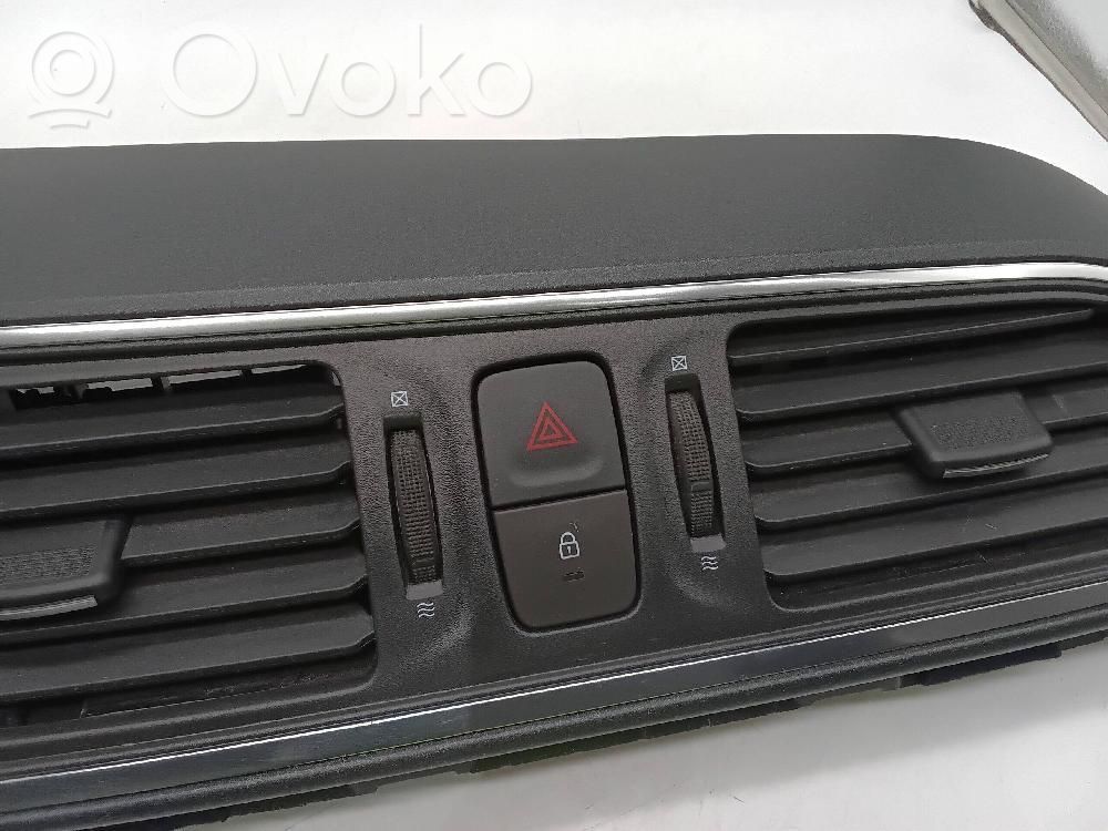 Renault Kadjar Grille d'aération centrale 