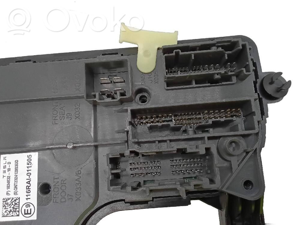 Other control units/modules   186077100A
