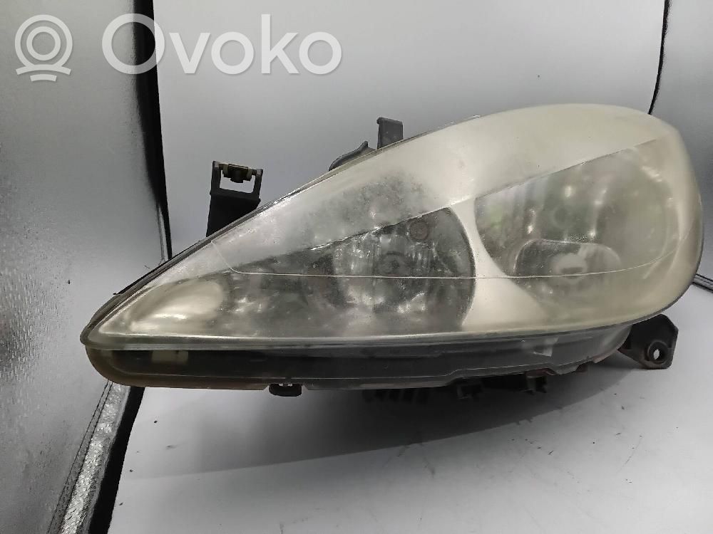 Peugeot 307 CC Faro/fanale
