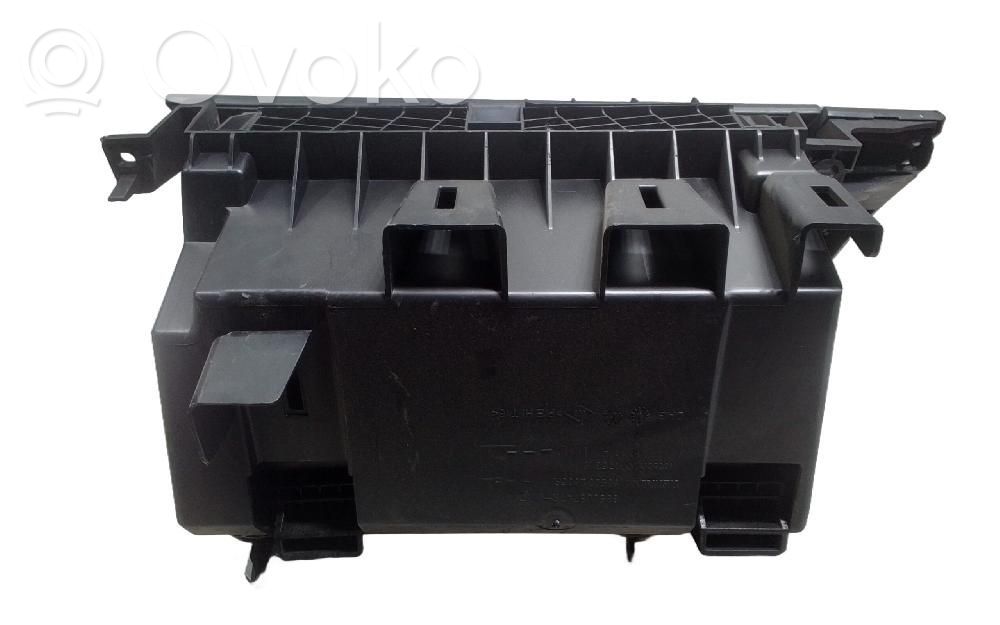 Guantera   685002635R