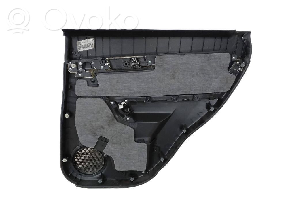 Chevrolet Captiva Takaoven verhoilu 