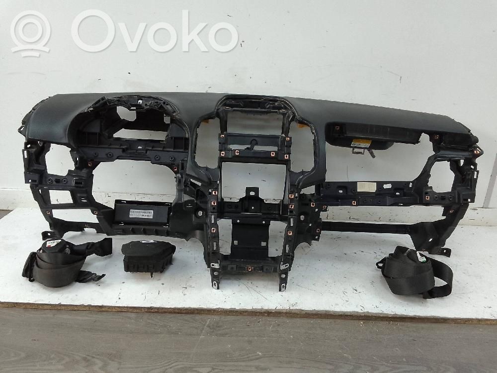 Opel Zafira C Комплект подушек безопасности с панелью 