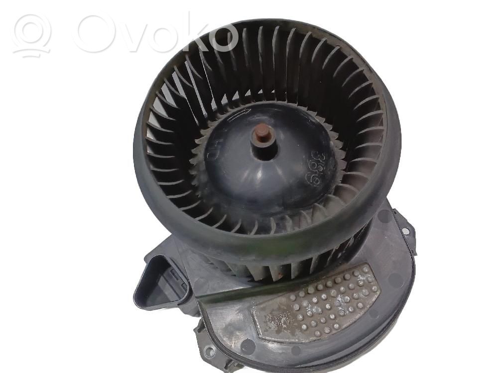 Mercedes-Benz CLA C117 X117 W117 Ventilator aerotermă 