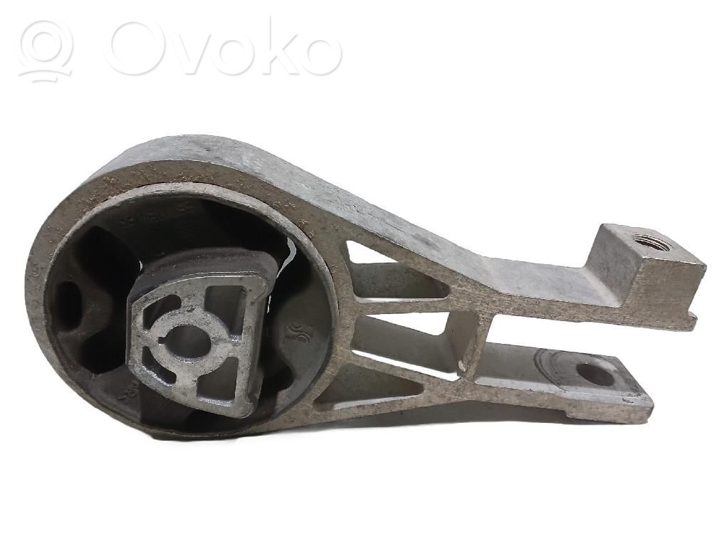 Soporte de montaje del motor   13451485