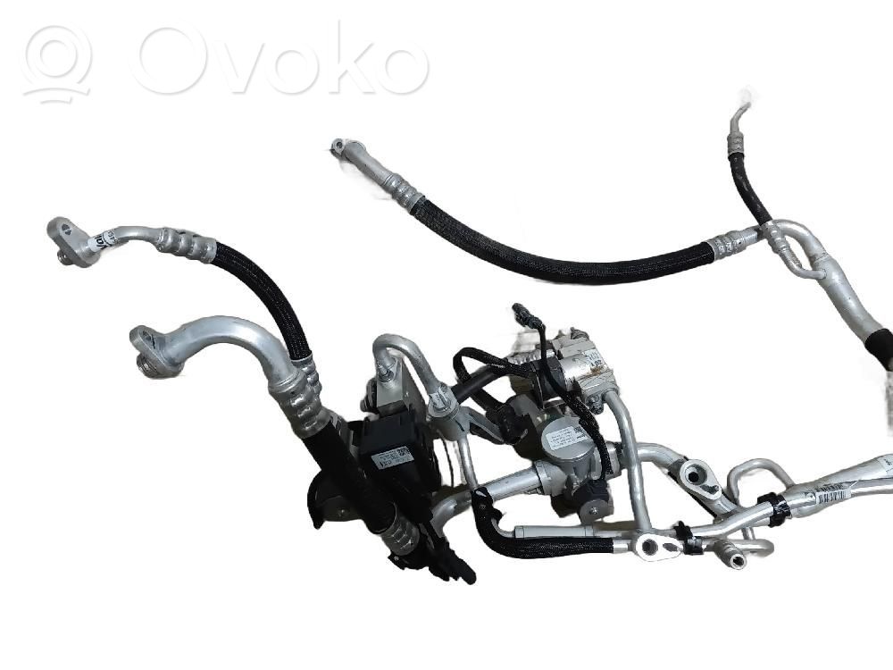 Peugeot 208 II Tubo flessibile aria condizionata (A/C)