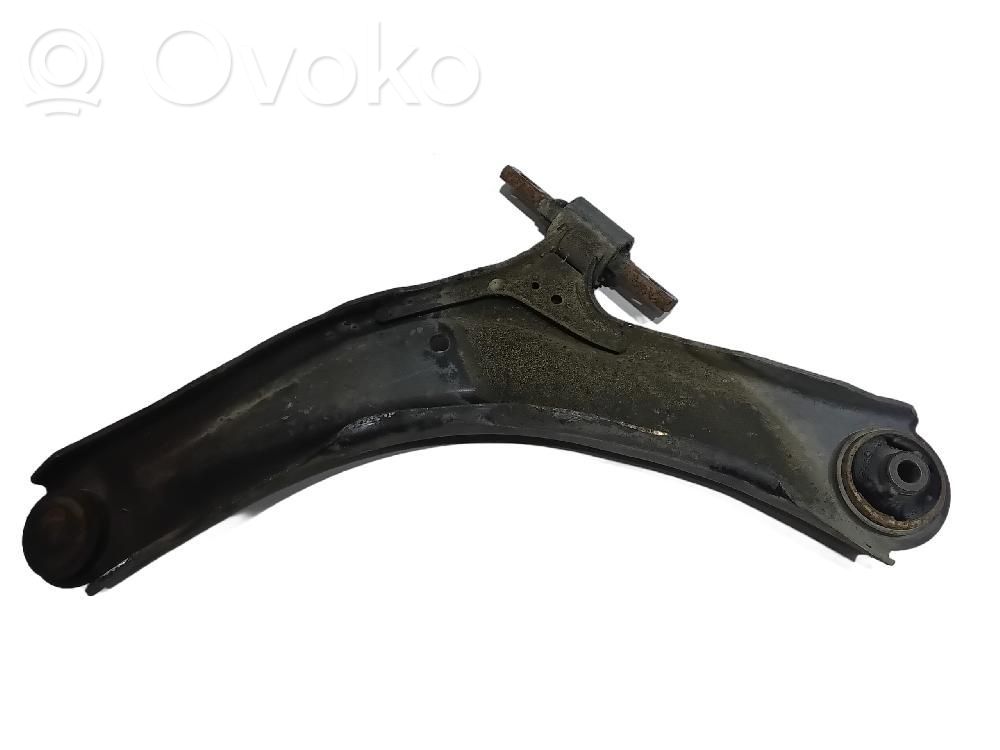 Nissan Qashqai Braccio di controllo sospensione anteriore inferiore/braccio oscillante