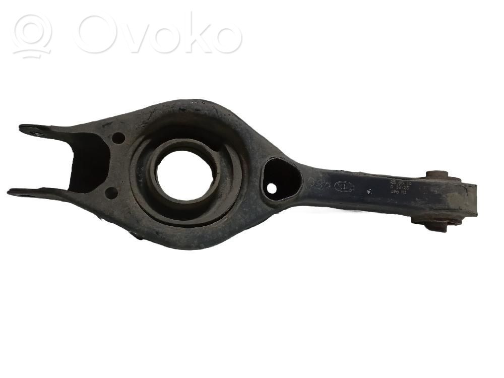 Hyundai i30 Querlenker hinten 