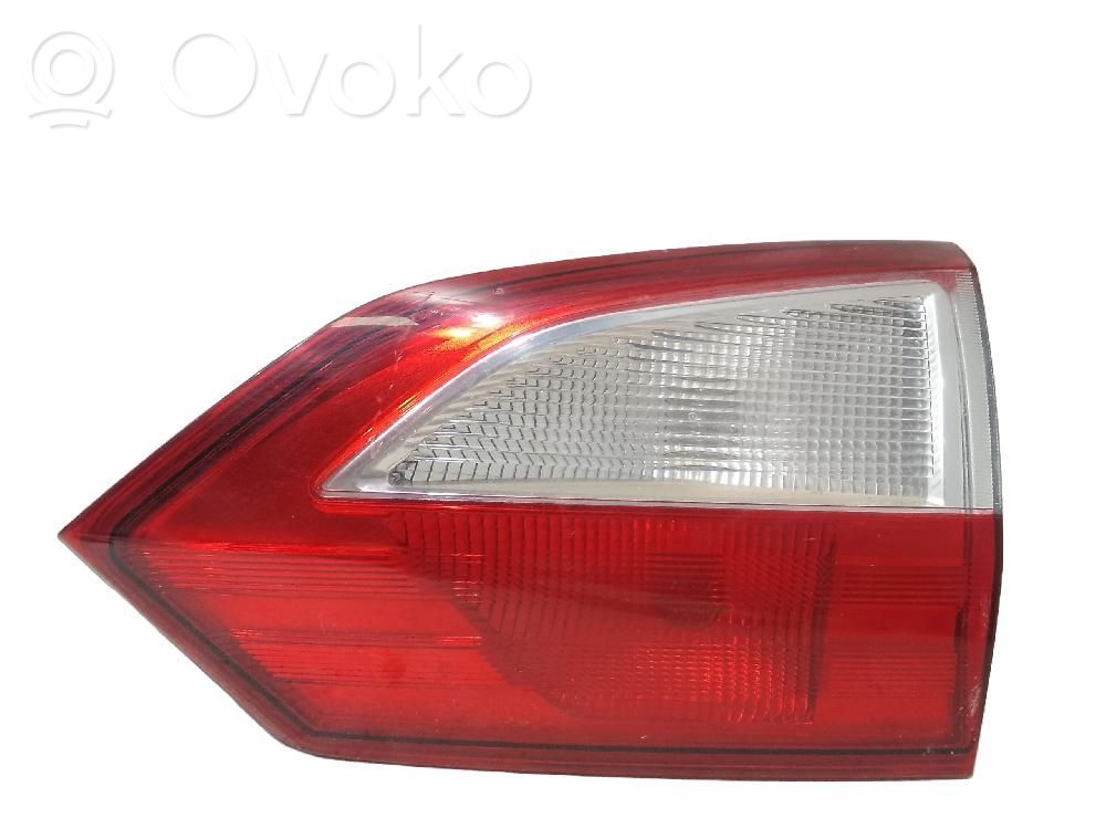Ford C-MAX II Takaluukun takavalot 