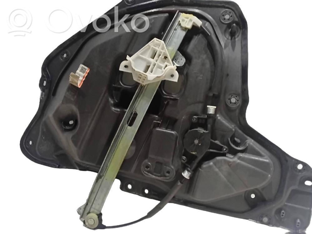 Mazda 3 II Regulador de puerta delantera con motor 