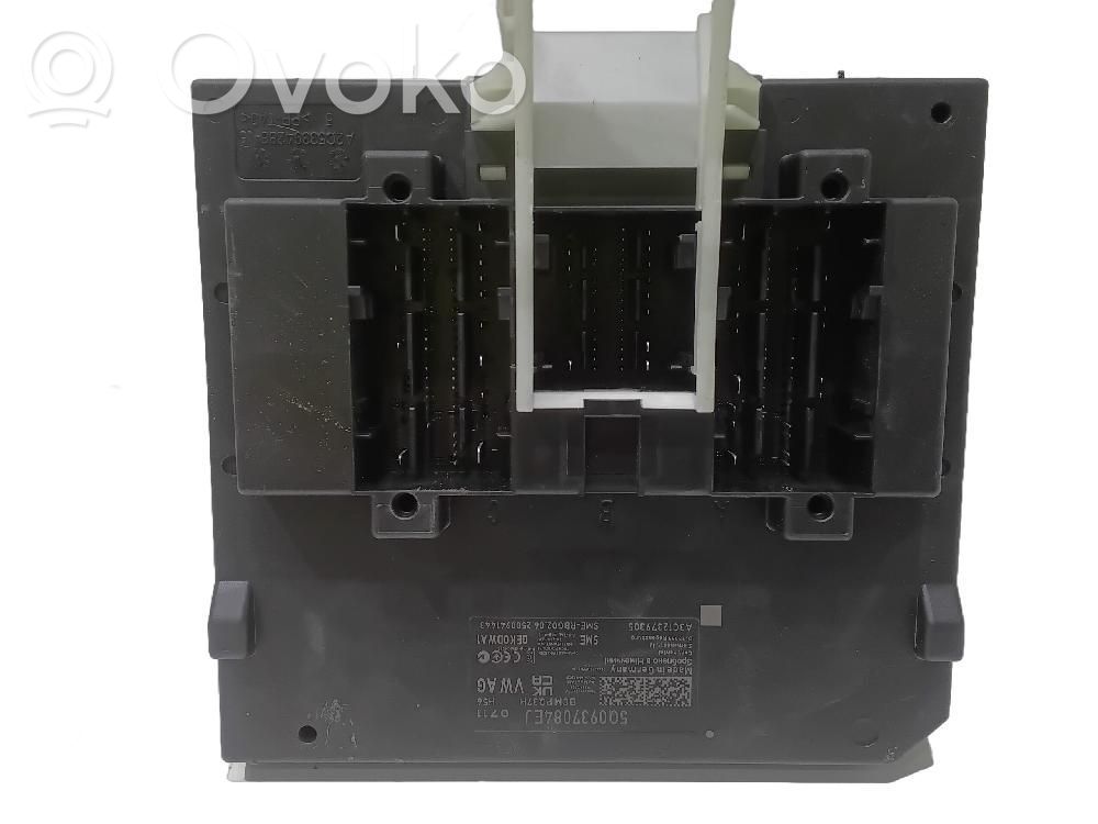 Autres unités de commande / modules   5Q0937084EJ