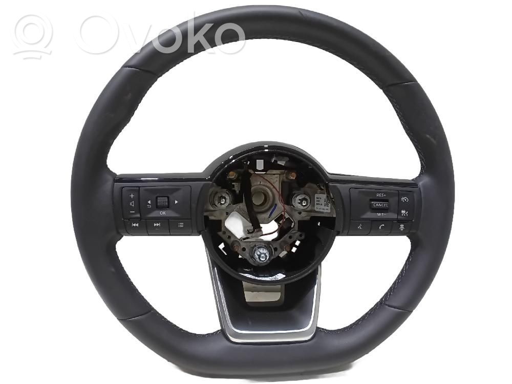 Nissan Qashqai J12 Volante 