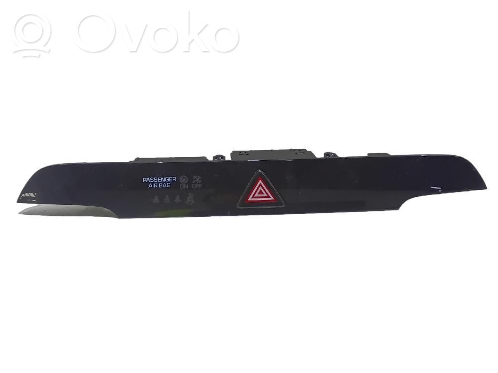 Hyundai Tucson TL Comutator lumini pericol 