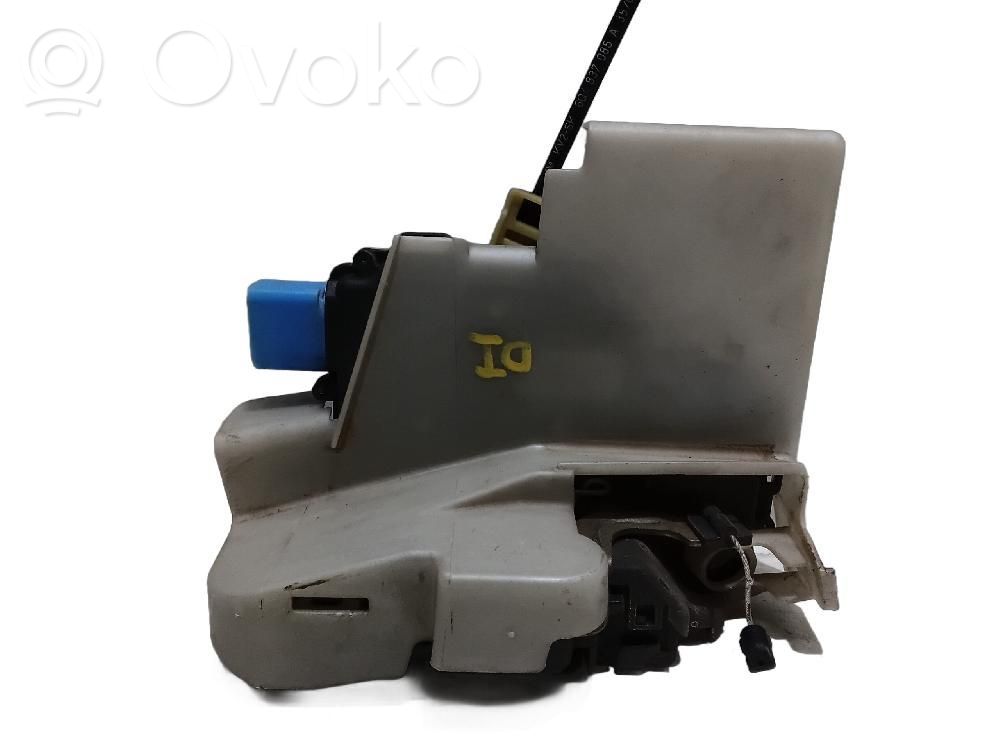 Volkswagen Polo IV 9N3 Serratura portiera anteriore 