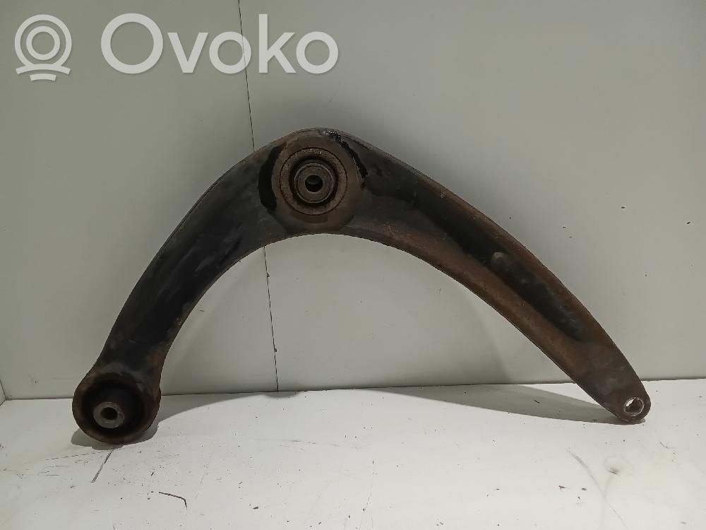Peugeot 5008 Braccio di controllo sospensione anteriore inferiore/braccio oscillante