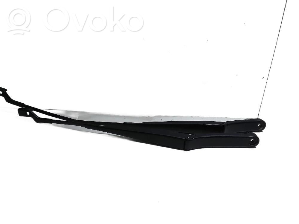 Volkswagen Golf VIII Ramię wycieraczki szyby przedniej / czołowej